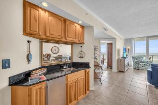 Colonnades 502 by Current Tides Vacation Rentals - Gulf Shores - 3