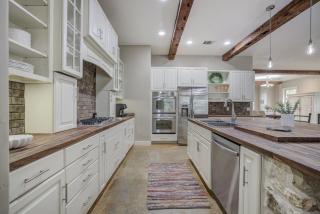 Hill Country Escape Hot Tub Pet Friendly - Dripping Springs - 6
