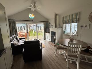 Bungalow - Beaurepaire Beach House - Filey - 7