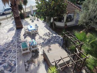 Mamidaki Beach House - Marathos - 2