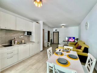 Brizza Apartments Alezzi M-71 - Mamaia Nord – Năvodari - 0
