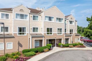 Avia Residences on Research - Extended Stay - 7