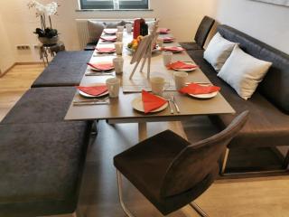 Ferienhaus Familien- u Gruppenunterkunft bis zu 12 Personen - Bensheim - 0