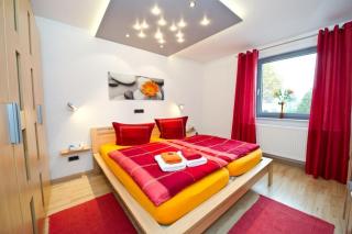 Ferienhaus Familien- u Gruppenunterkunft bis zu 12 Personen - Bensheim - 2