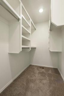 Modern Home 3BR Next to Airport & Netflix - 9