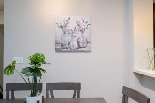 Stylish 2 Bedroom Oasis with Pool and Hot Tub in Prime DTLA Location - Los Angeles - 3