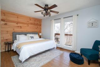Wanderers Retreat Hot Tub Multicade Grill MORE - Gatlinburg - 3