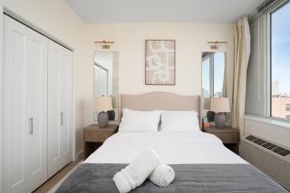 Ultra Luxury Apt - Panoramic NYC View - Minutes to City - 8