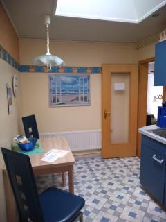 Haus Sandra Fewo 4, 2 Einzelbetten u Schlafcouch - Dahme - 1