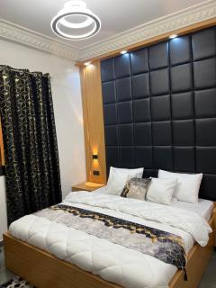 Luxueuse petite chambre, salle de bain extérieure privée - Dakar - 1