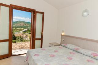 Residence in Malamurì near Budoni, apartments 4 beds with private outdoor area - 9