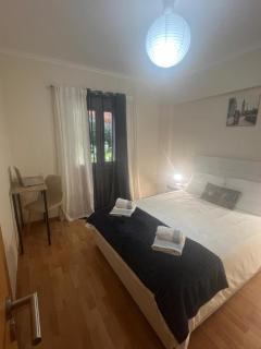 Machico Apt Moderno Familias ou Grupos - 1