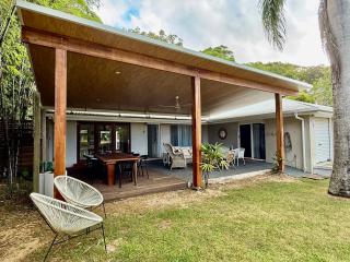 Palm Beach House - sleeps 12 - spacious - 9