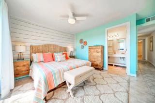 Sleeps 18 2 Condos Beach Access Pool Views Tennis Pickleball Courts - 2