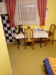 Kleines Appartment zentrale Lage - Künzell - 1