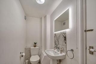 Cozy 4-bed stays for Contractors & Families - Birmingham - 9