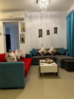 lovely 2 bedrooms Groundfloor - 1