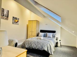 Room 6 Shared House in L7 - 7