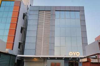 Super Hotel O Shirdi Sai Inn - Shirdi - 0