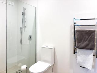 The Hidden Oreo Studio - Silverdale - 3