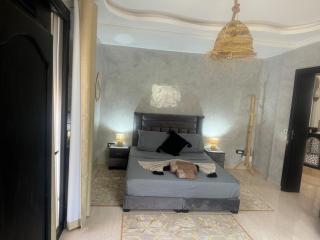 Villa with private pool and breakfast included - Marrakesh - 4