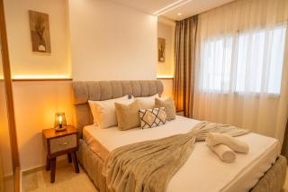 Cosy Place, Charmant 2 Chambres Neuf, Proche Golf Royal & Parc Perdicaris, 15' du Cap Spartel & du Centre Ville - Tangeri - 0