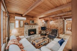 Snowline Cabin 35 - A-C - Pets Ok - Fireplace - 3
