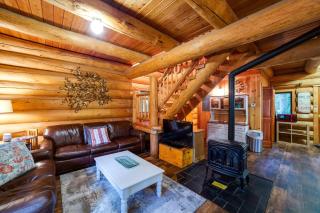 Snowline Cabin 10 - Log Cabining At Its Best, Free Wi-Fi!! - Glacier - 6