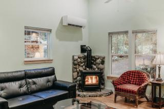 Glacier Springs Cabin 12 - Wi-Fi - A-C - Evc - Glacier - 8