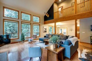 Glacier Springs Cabin 20 - Elegant Country Home - Glacier - 9