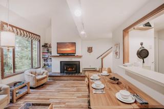 Snowater Condo 91 - Wi-Fi - Pets Ok - Sleeps 6 - 5