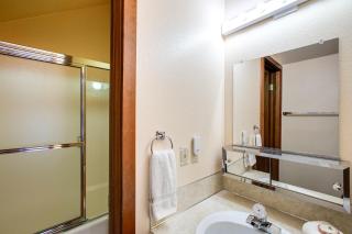 Snowater Condo 85 - Fireplace - 2-Story Sleeps 4 - Glacier - 1