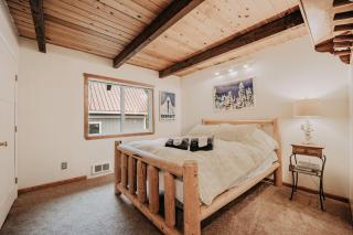Mt, Baker Rim Cabin 99 - Hot Tub - Wifi - Pets Ok - 1