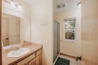 Mt Baker Rim #70- Hot Tub - Wi-Fi - Ac -Pets Ok - 2