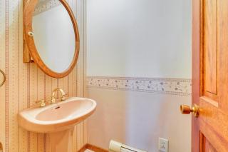 Fire Pit and Game Room North East Family Retreat! - 1