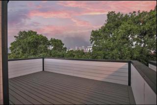 3Bdr 6Beds in Ellegant Home with Rooftop Lounge and SkylineView - Houston - 7