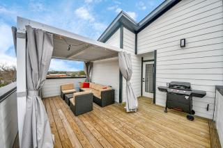 3Bdr 6Beds in Ellegant Home with Rooftop Lounge and SkylineView - 5