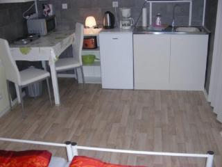 Kleine FEWO zentral gelegen - Künzell - 3