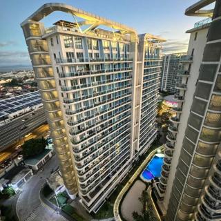 Rio West Tower - Azure Urban Resort Residences - Manila - 0