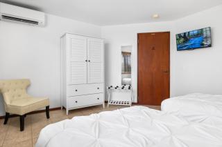 CasAmigos Aruba! Prime Villa Oasis, Walk to Eagle Beach, Bars, Food, Casinos - 5