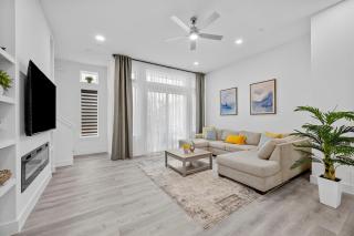 BRs w Ensuite Baths l Pet-Friendly l Central Loc - Dallas - 3