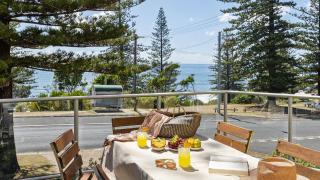 Seaspray 1 - Stone throw from Main Beach - Yamba - 1