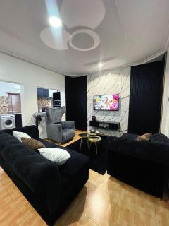 Tranquil Apartment - 247 Power, Wi-Fi, Washing Machine - 6