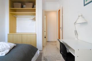 C9 Roomy Luminous 5 Bedroom in Town - Málaga - 7