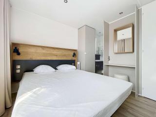 Mobile-home Grand Confort 4 pers, 2 ch, 2 sdb, plage, piscine, fitness, terrasse - Jullouville - FR-1-361A-57 - Jullouville-les-Pins - 2