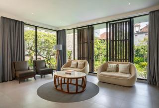 Dialoog Seminyak - 5