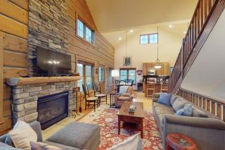 Rendezvous Royalty - 9