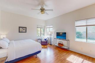 Desert Dream Getaway - Tucson - 1
