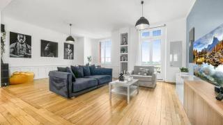 HOMEY AWESOME - Proche Gare et Tram - Centre-ville - Balcon privé - Wifi gratuit - Annemasse - 7