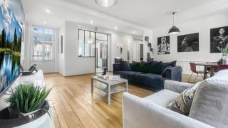 HOMEY AWESOME - Proche Gare et Tram - Centre-ville - Balcon privé - Wifi gratuit - 6